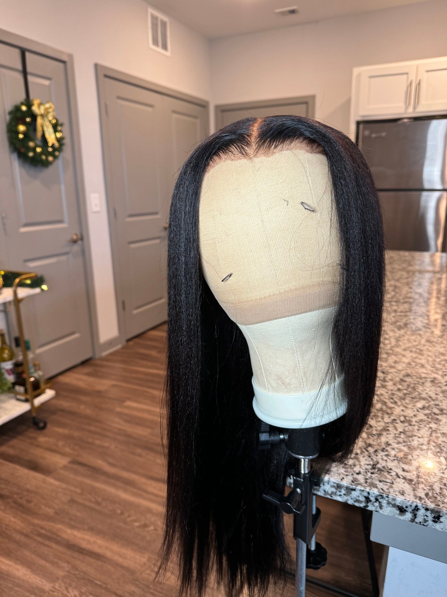 WIDOWS PEAK YAKI STRAIGHT DRAWSTRING GLUELESS WIG